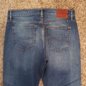 Mens Lucky brand Jean's 33x32
